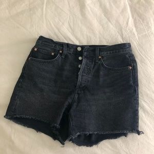 Denim Forum mid thigh ex boyfriend short